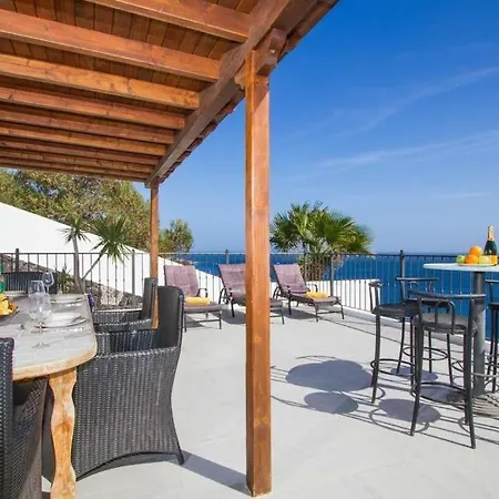 Puerto Del Carmen Sleeps 10 Pool Air Con Wifi Villa