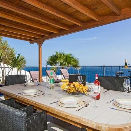 Puerto Del Carmen Sleeps 10 Pool Air Con Wifi Вилла