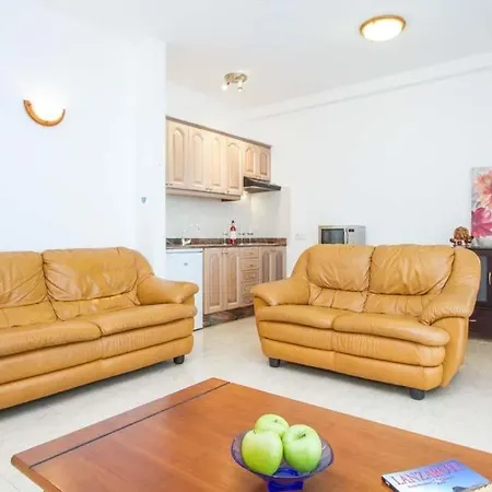 Puerto Del Carmen Sleeps 10 Pool Air Con Wifi * بويرتو ذيل كارمين