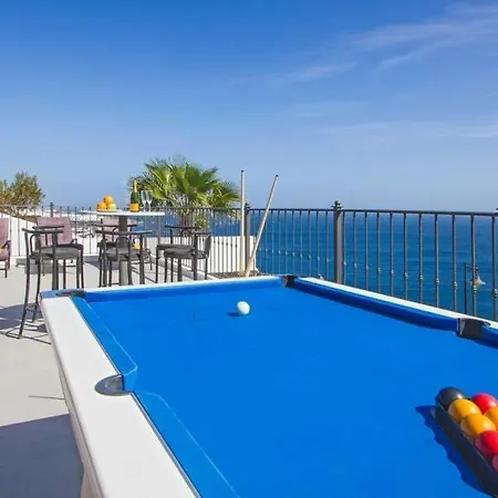 Puerto Del Carmen Sleeps 10 Pool Air Con Wifi